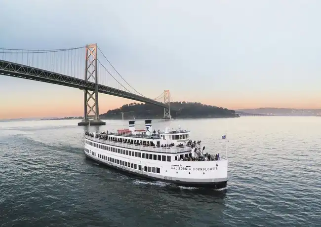 Tour in Barca con Cena a San Francisco, San Francisco, Stati Uniti, San Francisco Tickets. Tour in Barca con Cena a San Francisco, San Francisco, Stati Uniti, San Francisco Tickets.