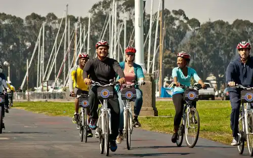 Dal Golden Gate Bridge a Sausalito: Tour Guidato in Bici da San Francisco, San Francisco, Stati Uniti, San Francisco Tickets. Dal Golden Gate Bridge a Sausalito: Tour Guidato in Bici da San Francisco, San Francisco, Stati Uniti, San Francisco Tickets.