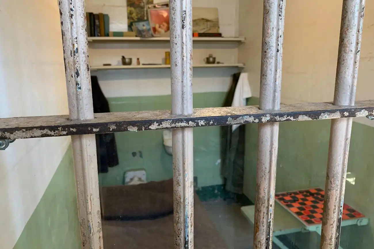 Alcatraz: Tour audio + visita guidata a Muir Woods e Sausalito, San Francisco, Stati Uniti, San Francisco Tickets. Alcatraz: Tour audio + visita guidata a Muir Woods e Sausalito, San Francisco, Stati Uniti, San Francisco Tickets.