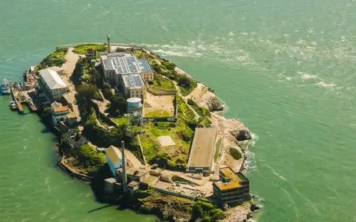 San Francisco: Tour in elicottero dei siti cittadini di wAlcatraz, San Francisco, Stati Uniti, San Francisco Tickets. San Francisco: Tour in elicottero dei siti cittadini di wAlcatraz, San Francisco, Stati Uniti, San Francisco Tickets.