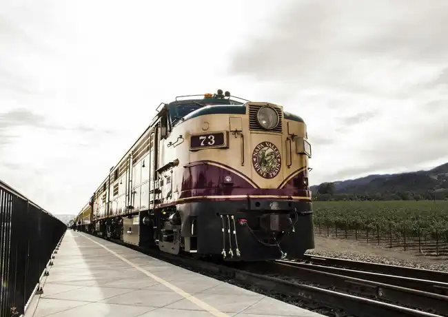 Napa Valley: Treno del vino, San Francisco, Stati Uniti, San Francisco Tickets. Napa Valley: Treno del vino, San Francisco, Stati Uniti, San Francisco Tickets.