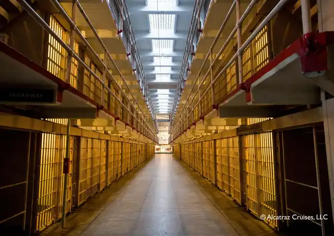Isola di Alcatraz e Tour di San Francisco in Bus, San Francisco, Stati Uniti, San Francisco Tickets. Isola di Alcatraz e Tour di San Francisco in Bus, San Francisco, Stati Uniti, San Francisco Tickets.