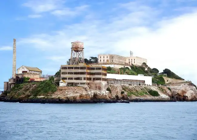 Alcatraz: Tour audio + visita guidata a Muir Woods e Sausalito, San Francisco, Stati Uniti, San Francisco Tickets. Alcatraz: Tour audio + visita guidata a Muir Woods e Sausalito, San Francisco, Stati Uniti, San Francisco Tickets.
